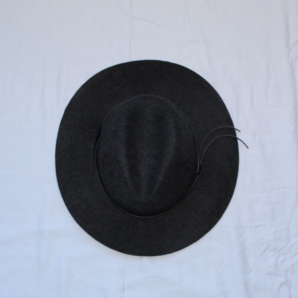 Urban Outfitters Hat - Picture 2 of 4